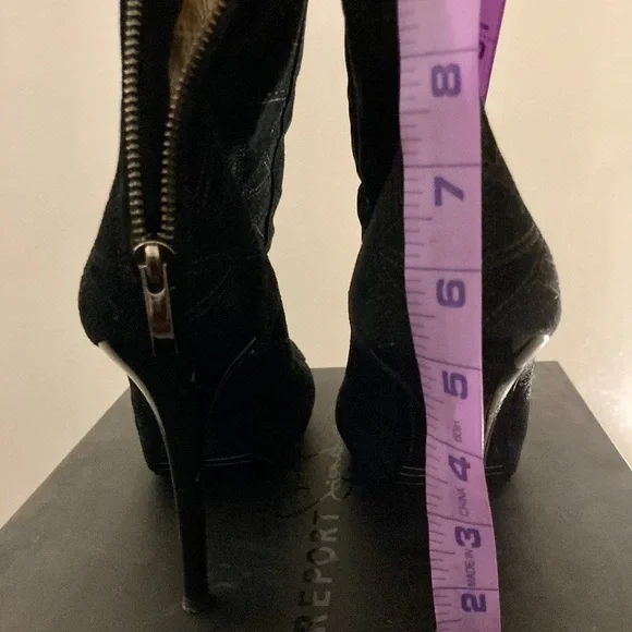 Report Signature - Women’s, Heeled, Booties. Size 10 - Picture 4 of 6
